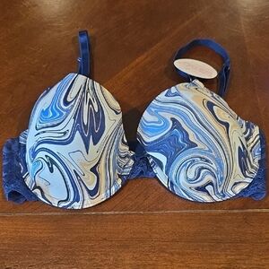 (J15) Artistic Blue and White Underwire Bra with Molded Cups 36D
